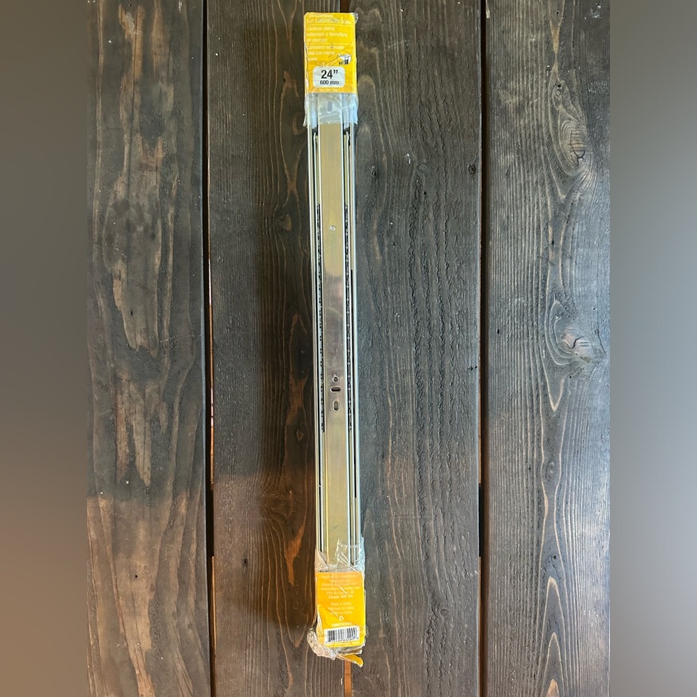 Full extension soft close drawer slides